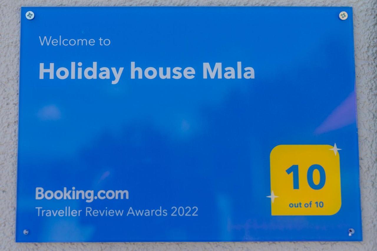 Holiday House Mala ซินย์ ภายนอก รูปภาพ